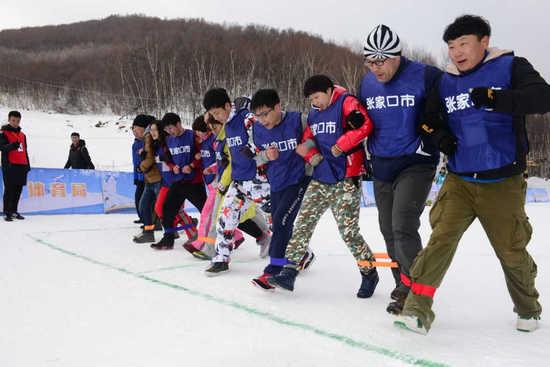 崇礼将普及冰雪运动：所有学生参与滑雪体验